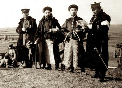 一组老照片揭秘洋人镜头下的晚清