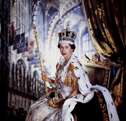 英国女王继承的资格是什么样的 继承王位的原则有什么说法