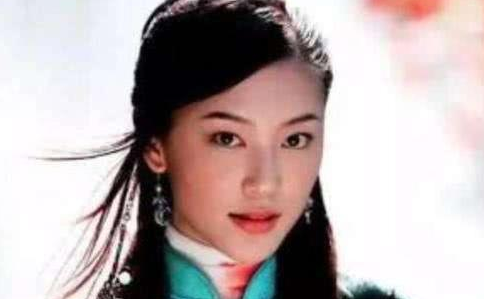韦小宝在扬州除了遇到阿珂和苏荃，还有谁？