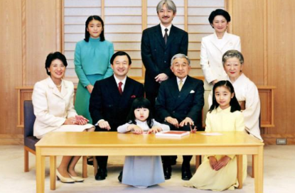 菊花王朝到底有什么样的魅力 为什么日本从未改朝换代呢