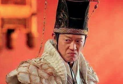 魏忠贤权势滔天，天启帝为何不除掉他？