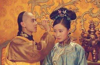 福临与董鄂妃的关系怎么样？为什么就专宠她一个人
