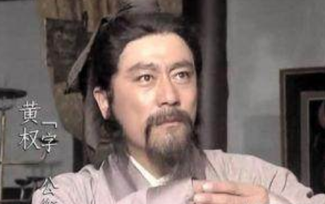 同样都是跟了几个主人 为什么他却和吕布截然相反的评价呢