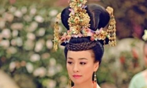 韦贵妃是什么样的人？一生经历5代帝王