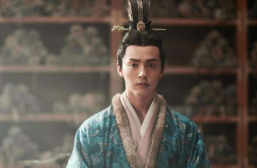 东汉皇帝普遍短命的根本原因是什么？是偶然还是必然？
