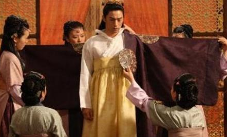 陈妙登怀上了别人的孩子，为什么刘彧还要把她接进宫里？