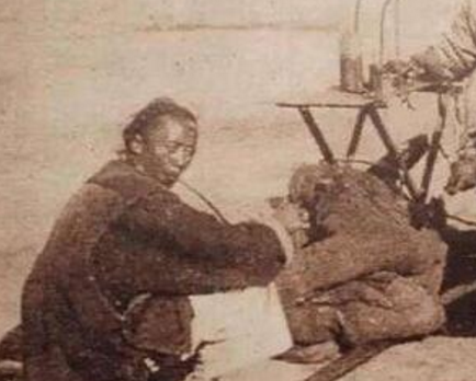 古时候对人贩子判决是什么样的 轻者杀头重者凌迟,不管你年纪多大