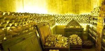 清朝第一贪官奕劻 他与和珅之间不相上下