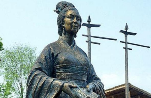 我国最早的女企业家，比肩范蠡曾资助秦始皇修长城！