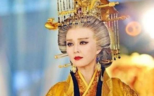 李世民要杀武则天，李治给她出了个主意逃过一劫！