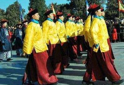 古代侍卫都是在皇宫上班的 他们的工资待遇如何