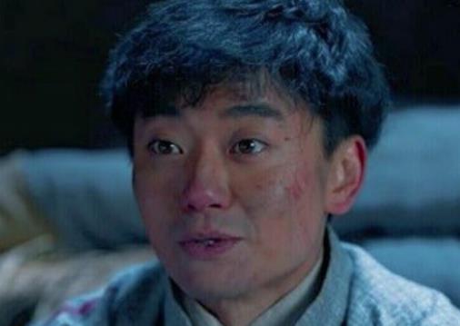 《老酒馆》金小手是谁？他最后结局如何？