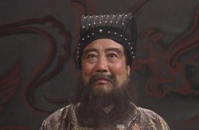 何莲勾结太监想执掌大权，最后是什么下场？