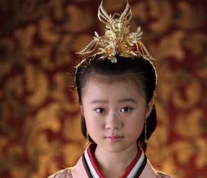 张嫣为什么会被封为花神 这个花神的称号是怎么来的