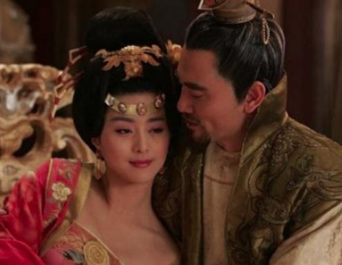 李隆基是怎么从儿子手中抢走杨玉环的？