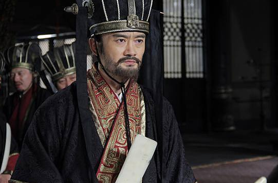 公子括的担忧,那个被周天子眷顾的人,究竟是有谁在为他撑腰?