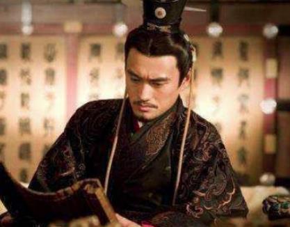 光武帝刘秀有十一个儿子，他到底是想立嫡还是立贤？