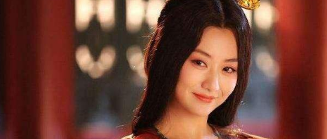 此人用一双&ldquo;玉手&rdquo;将皇后害死,上位后多嘴被废,2年后惨淡离世?