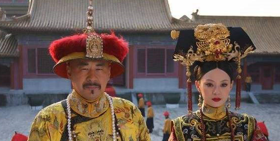 他母亲的地位比甄嬛还高,因和八叔亲近,雍正和他断绝了父子关系?