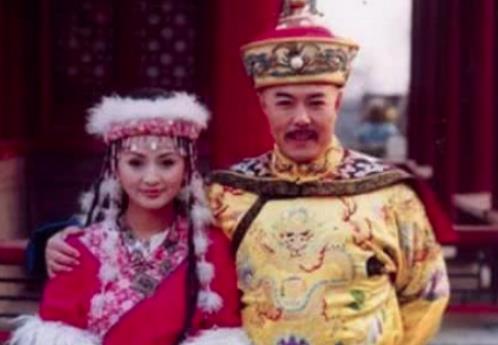 香妃身世之谜是什么？最后是怎么死的？