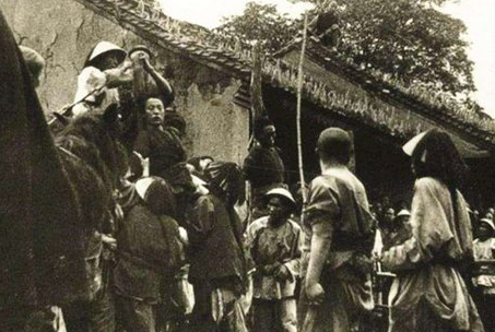 清朝的披甲人到底是谁 犯人为什么害怕给他们做奴隶