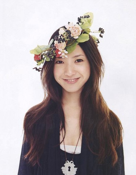 吉高由里子杂志封面照