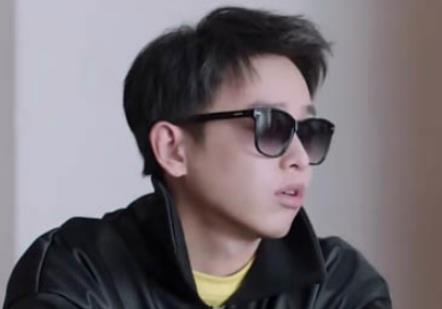 《都挺好》明玉被小奶狗追求，小蒙更适合她