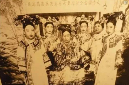 慈禧太后的死因到底是什么样的 为什么太医死都不敢呢