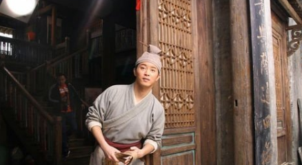 古代的服务员为什么都叫店小二 叫别的名字不好吗