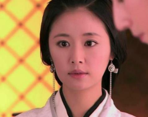 宫女请求宦官帮忙作弊，后来她成了人生赢家