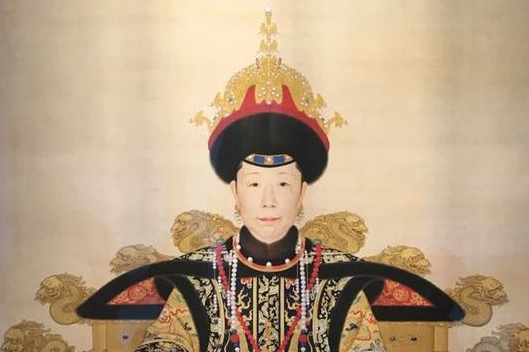 同年十月晋封惇嫔,乾隆三十九年晋封惇妃,要知道此时的汪氏尚未替乾隆