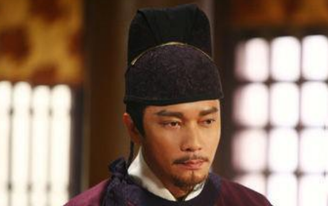 牛皋是怎么从村夫变成岳飞的左膀右臂的？原因是什么