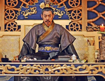 他是太子也是皇位的继承人 为什么还是要对自己的弟弟下手呢