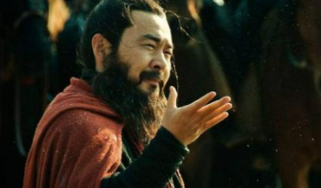 怎么样的人才算是英雄？枭雄，奸雄，英雄的区别！