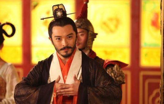 两个相似的王朝，两个相似的亡国之君！在临死时却有不一样的表现！