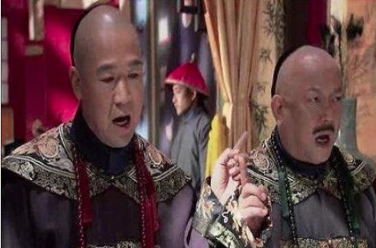 和珅往救灾粮食里掺糠，纪晓岚是怎么骂他的？