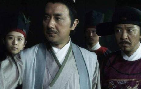 明朝官员的工资真的很低吗 为何总感觉自己都养不活的样子