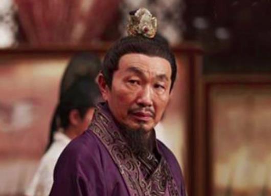 手握重兵的安禄山，真的是惧怕李林甫才没造反的？