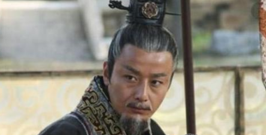 他是秦始皇手下一员大将,自己称帝活了103岁,坟墓却无处寻?