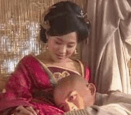 古代女子与情人幽会，为什么还自带枕头？