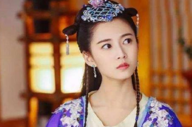 皇帝赏了半条鱼为什么公主要回房自杀？事后皇帝做了什么？