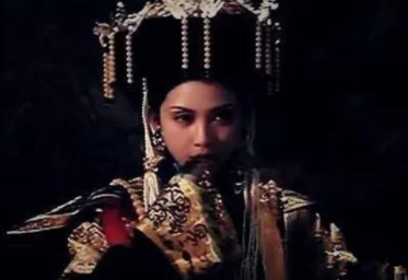 咸丰后宫最得宠的妃子是谁？慈禧是怎么拉下她的？
