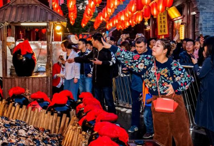 西安的摔碗酒是什么？为什么摔碗酒能红极一时？