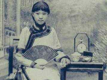 爱新觉罗&middot;载振媳妇没娶好，尚书做不了，为什么还丢了部长的职位？