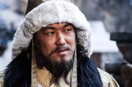 他娶了年过半百的女子，女子却不想嫁给他，只想做他的丫环 