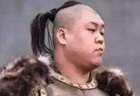 罗士信为什么能跟李元霸打成平手？原因是什么