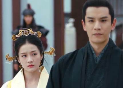 《白发皇妃》傅筹对容乐动了真情？