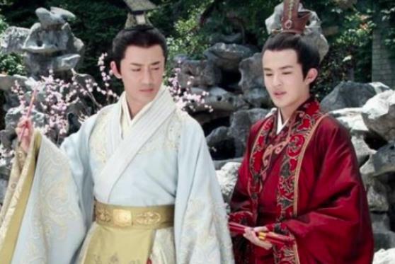 他是韩信的曾孙被汉武帝召入宫中，最终却给家族抹黑