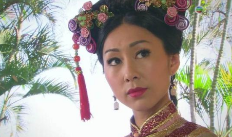 彤贵妃深受宠爱是后宫二把手，为什么会连降三级？