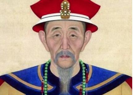 富察马武拿到康熙密折，发现字迹不对立刻回京护驾